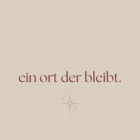 Wo alles entsteht… ✨

An meinem Lieblingsplatz schreibe ich, träume, verwerfe, beginne neu. Hier wachsen meine Geschichten – Wort für Wort, Seite für…